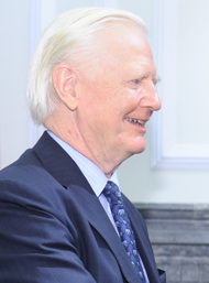 Sir James Mirrlees.jpg